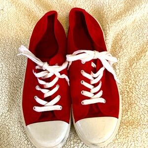 Forever 21 Women’s Red Tennis Shoes Sneakers Size 10